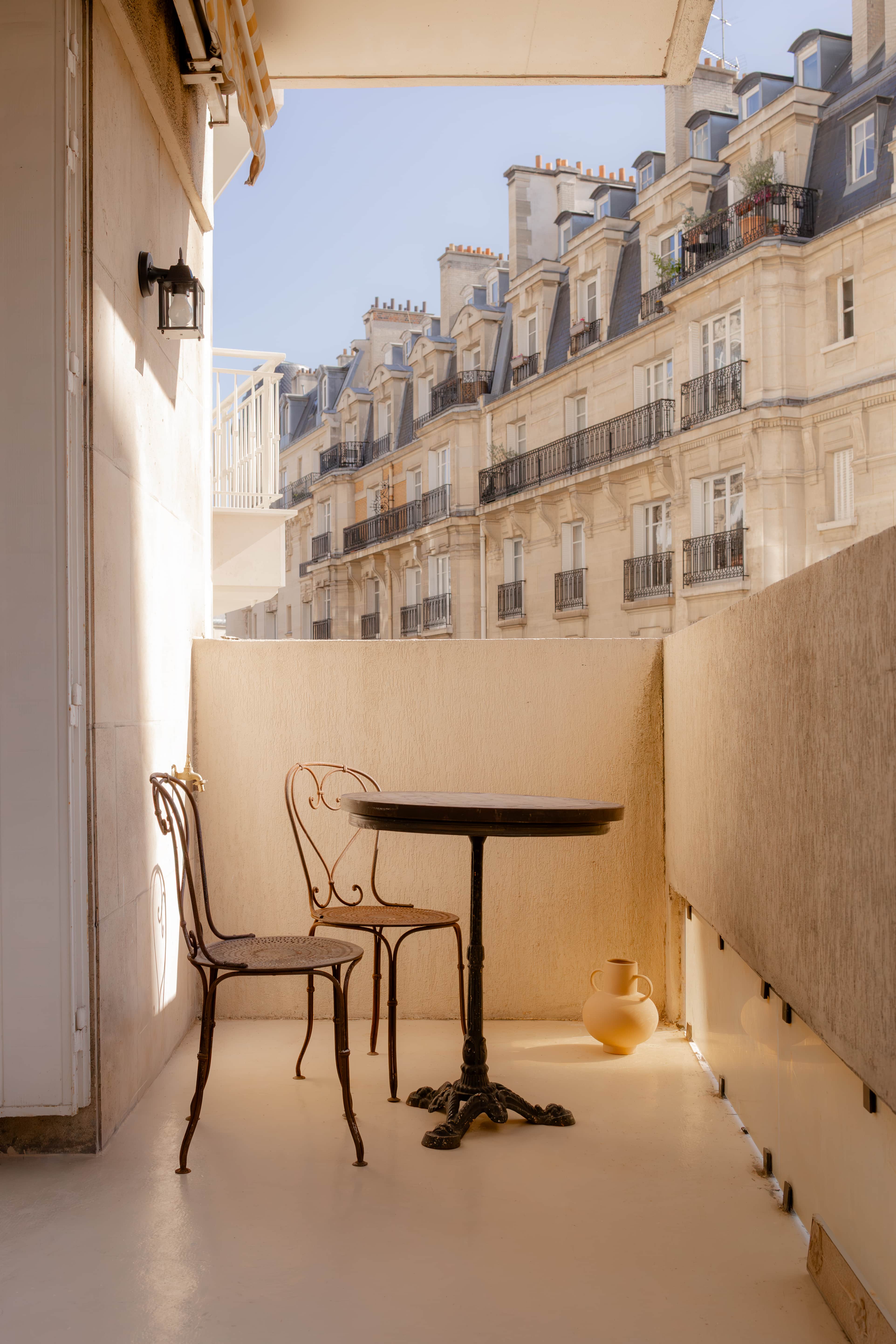 Architecture intérieure Paris — poutre béton apparente Pérignon